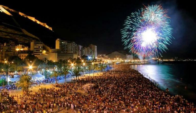 Las Brisas Del Mediterráneo Alicante Exterior foto
